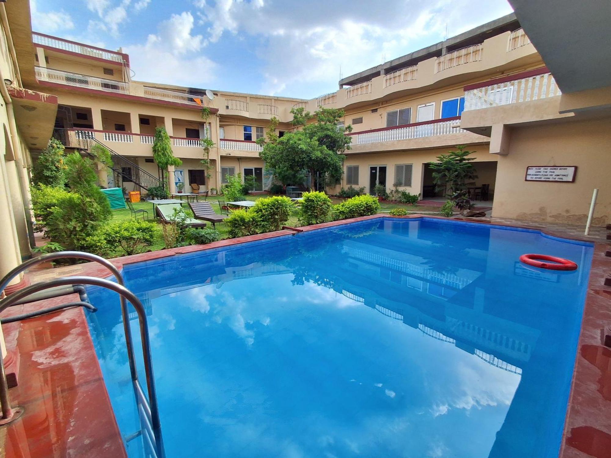 Hotel Om Pushkar Exterior photo